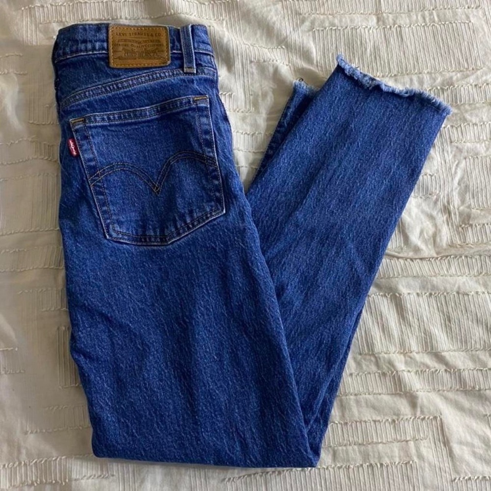 Levi’s Wedgie Straight Jeans